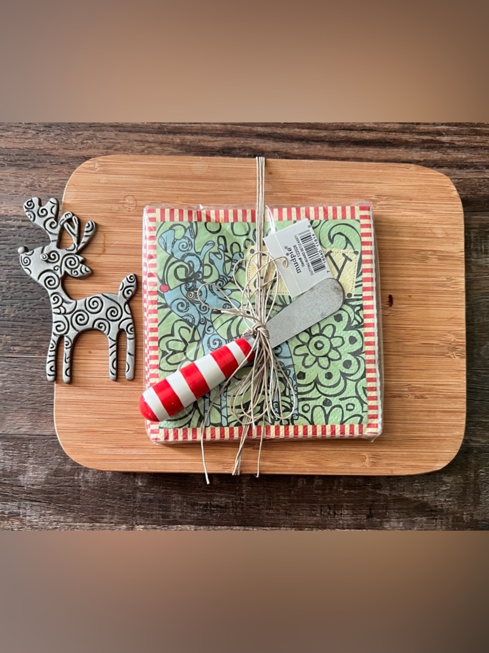 Mud Pie Reindeer Cutting Board, Red & White Striped Spreader and Napkins Set